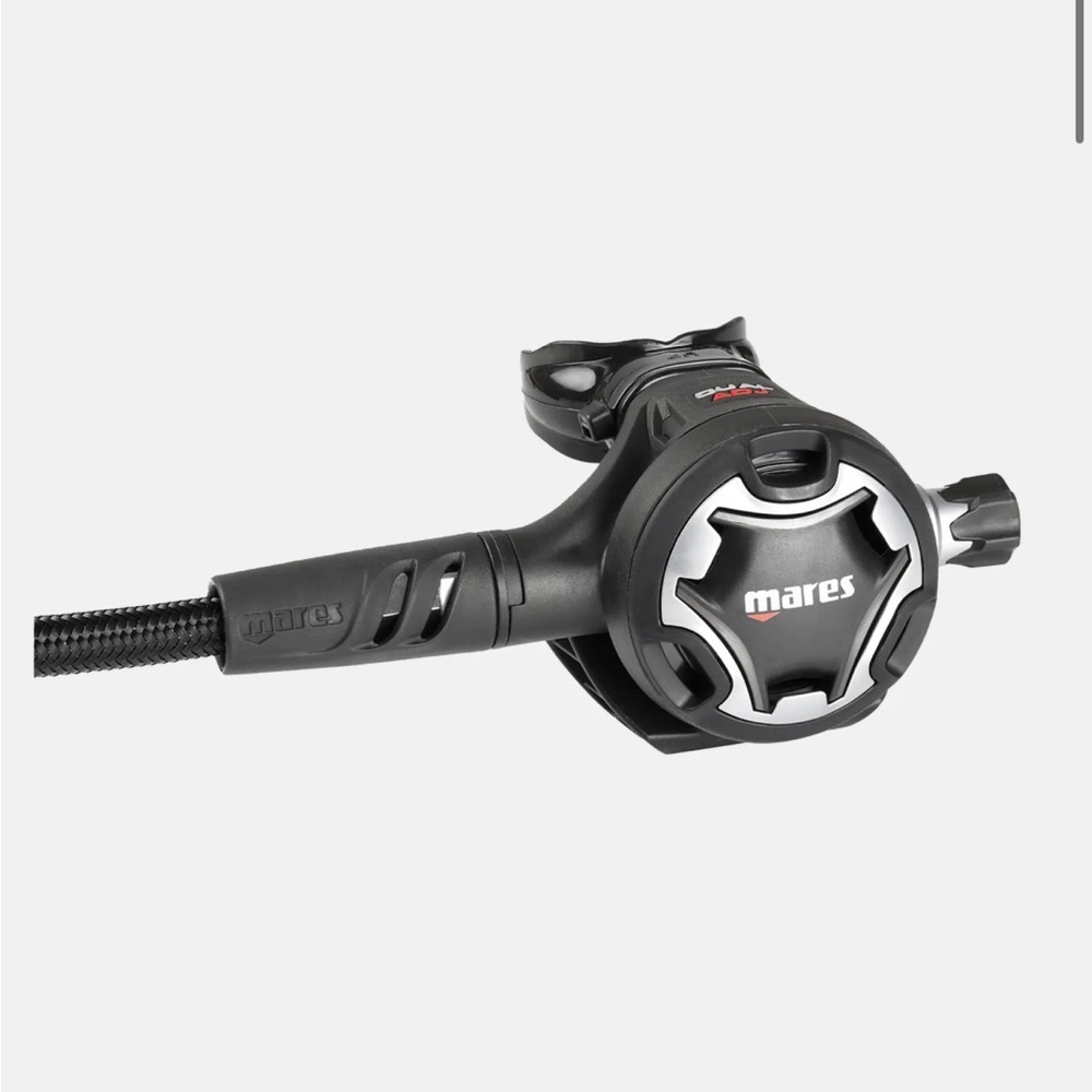 Mares dual adj regulator + octo